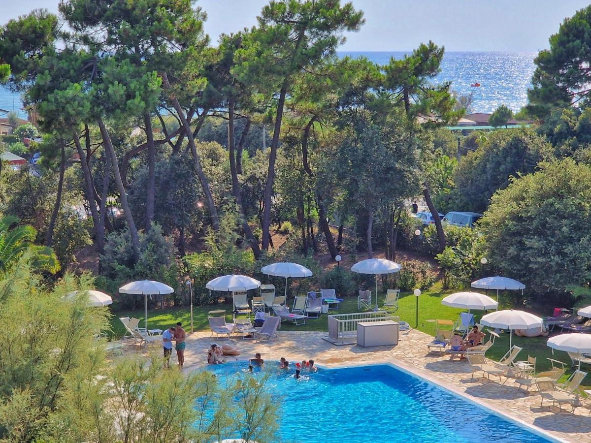 Hotel Villa Elsa Marina di Massa Luaran gambar