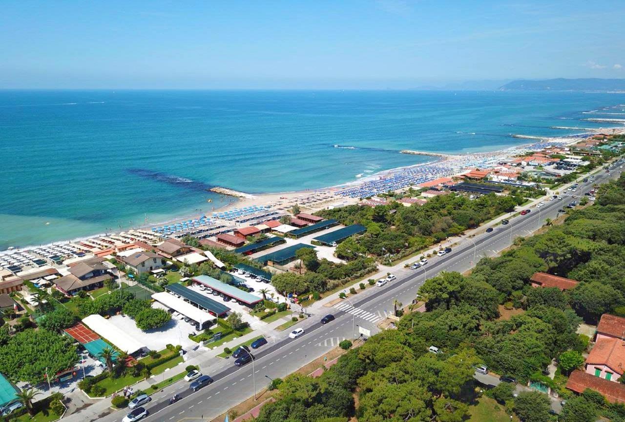 Hotel Villa Elsa Marina di Massa Luaran gambar