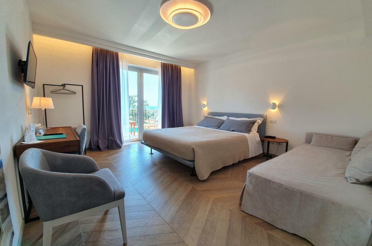 Hotel Villa Elsa Marina di Massa Luaran gambar